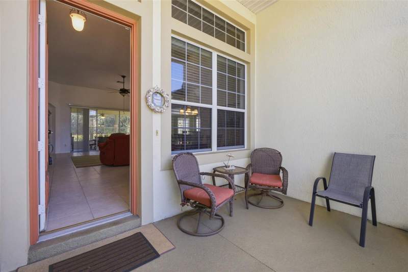 3 bedroom Single Family Residence at 5922 Sage Leaf Place, Legacy Of Leesburg, Unit 06, Leesburg — photo 3