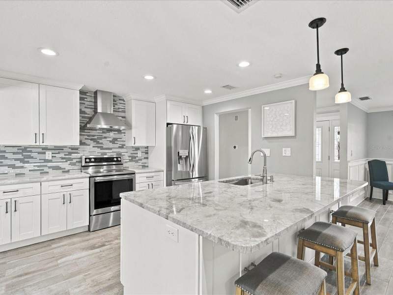 3 bedroom Single Family Residence at 10469 Imperial Point Drive, Imperial Point, Largo — photo 4