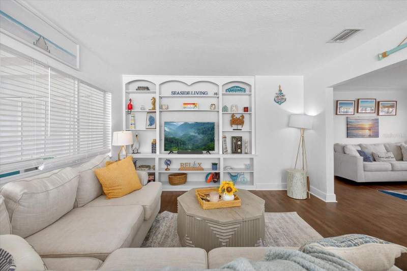 3 bedroom Single Family Residence at 292 42nd Avenue, Belle Vista Beach 1st Add, St Pete Beach — photo 4
