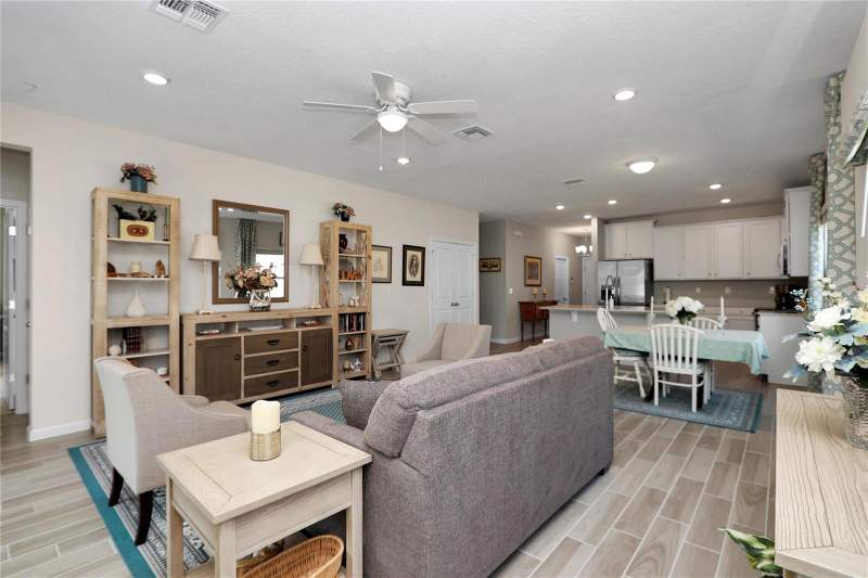 3 bedroom Single Family Residence at 7934 SW 74th Loop, Liberty Village, Ocala — photo 4