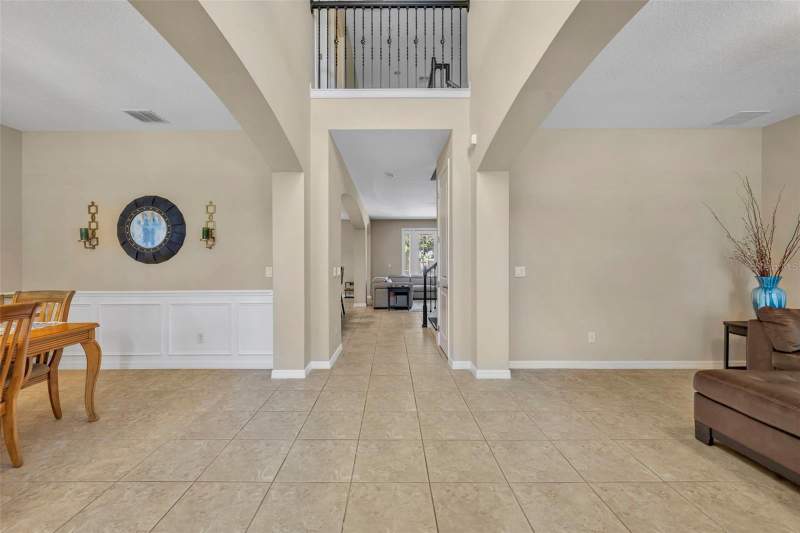 5 bedroom Single Family Residence at 14001 Rugby Street, Verde Park Ph 1, Oakland — photo 3