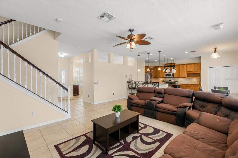 6 bedroom Single Family Residence at 1573 Anna Catherine Drive, Northwood 46/39, Orlando — photo 4