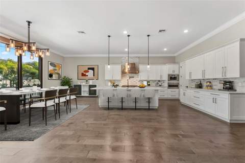 481 W Davis Boulevard, Tampa FL - photo 16 of 77