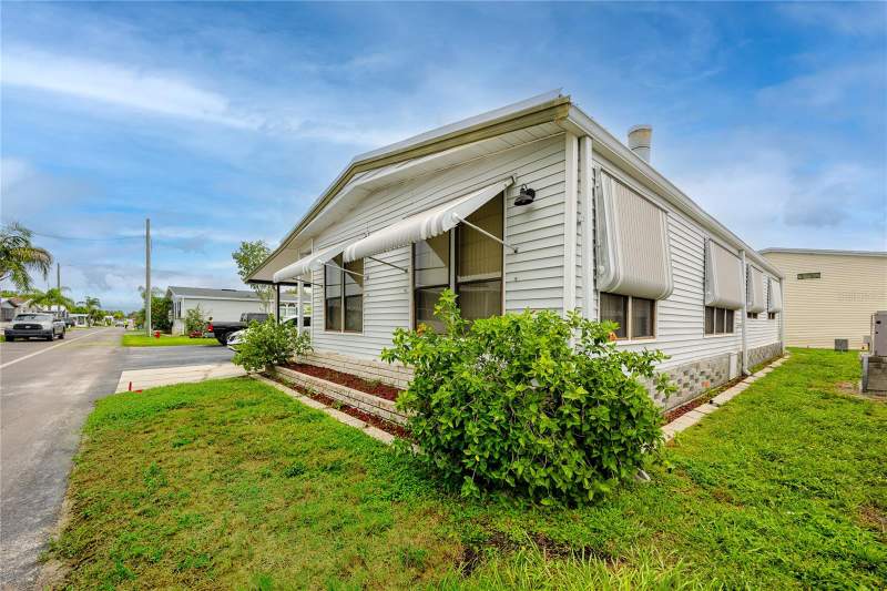 2 bedroom Manufactured Home at 6821 Americana Drive #106, Mobel Americana Mobile Home Park Unrec, St Petersburg — photo 5