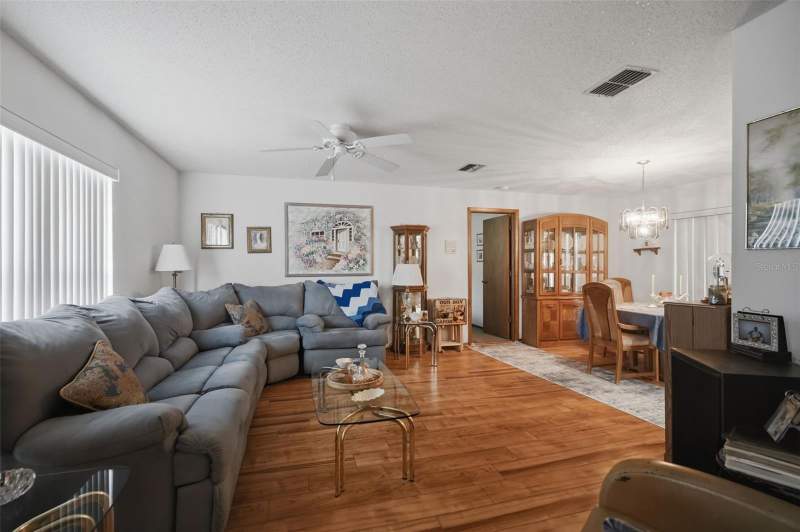 3 bedroom Single Family Residence at 11333 Silverwood Court, Rainbow Woods, Spring Hill — photo 5
