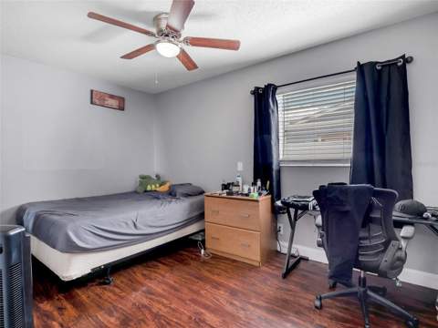 7018 Glenview Drive, Tampa FL - photo 16 of 44