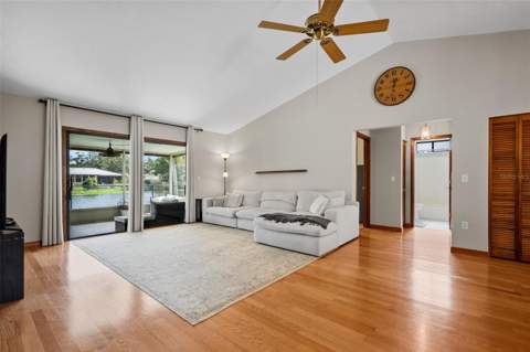 8012 Lake Drive, Palmetto FL - photo 11 of 27