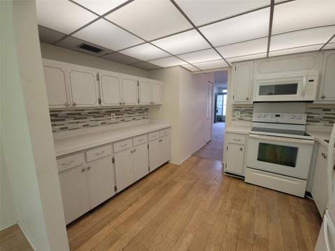 4890 Bay Street #336, St Petersburg FL - photo 8 of 25