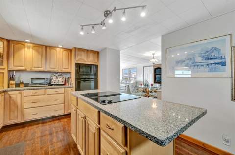 132 W Saint Lucia Loop, Apollo Beach FL - photo 7 of 55