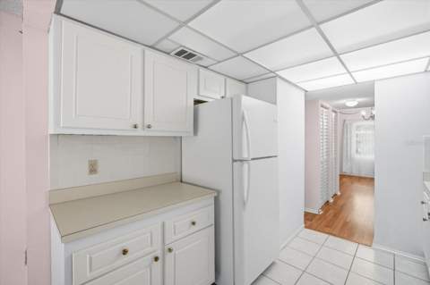4910 Bay Street #105, St Petersburg FL - photo 9 of 22