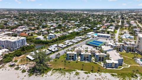 908 Villas Drive #10, Venice FL - photo 18 of 44