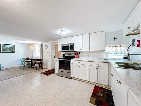 1338 Saint Nicholas Avenue, Christmas FL - photo 10 of 47