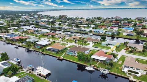 234 Fields Terrace, Port Charlotte FL - photo 11 of 94