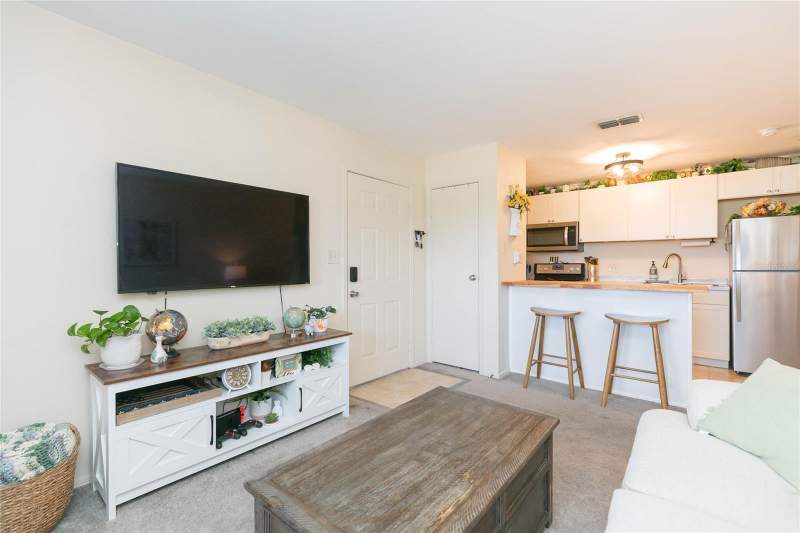 1 bedroom Condominium at 1400 GANDY BOULEVARD #507, WINDJAMMER CONDO, ST PETERSBURG — photo 3