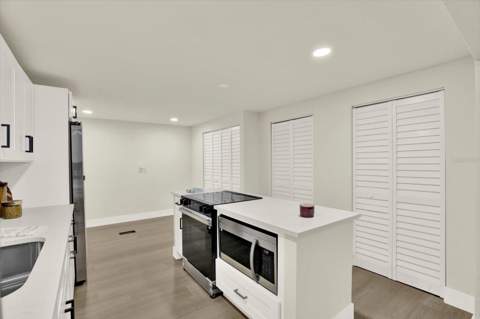 5801 Myrtle Lane, Tampa FL - photo 13 of 32