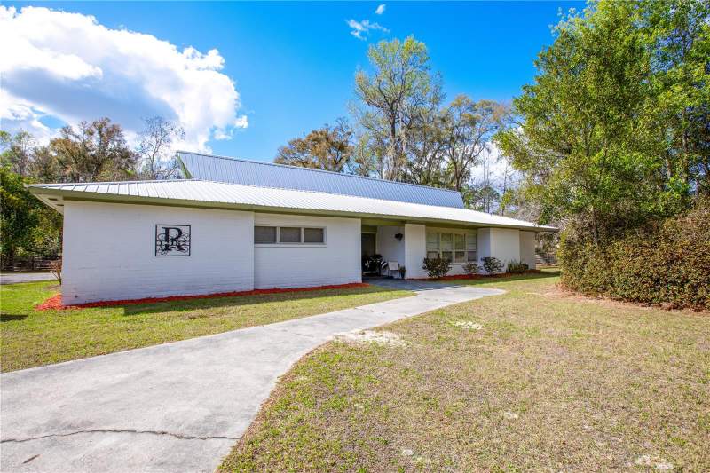 12182 SW STATE ROAD 45 home for sale in Helena Heights