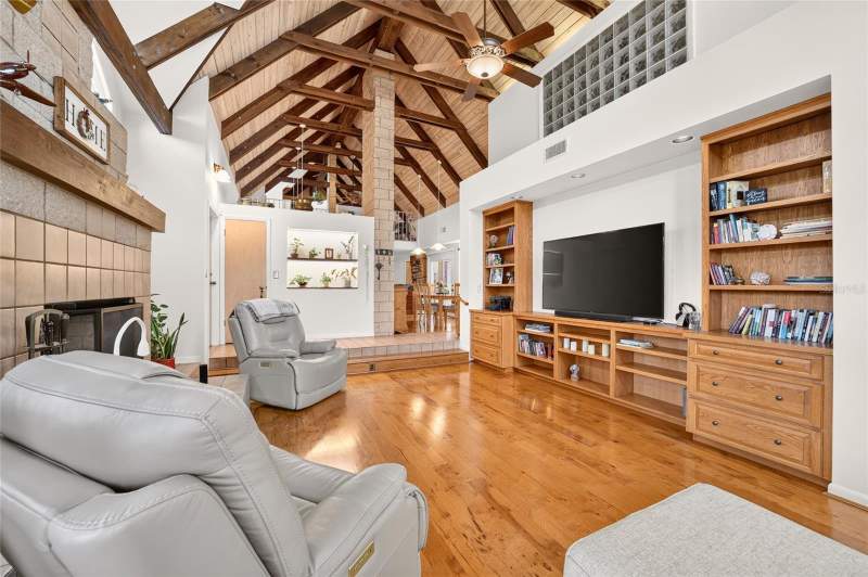 3 bedroom Single Family Residence at 9726 SE 70th Terrace, Leeward Air Ranch Un 04, Ocala — photo 3
