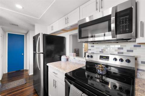 402 Tarpon Point, Tarpon Springs FL - photo 6 of 6