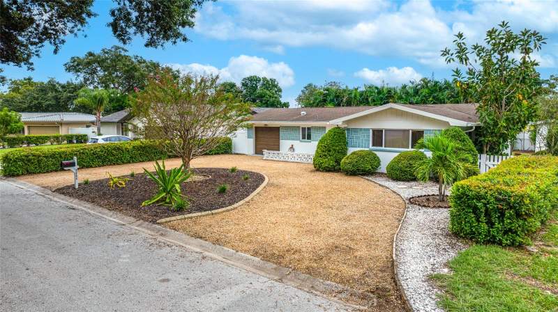 2 bedroom Single Family Residence at 2354 Kilgore Drive, Belleair Manor, Largo — photo 2