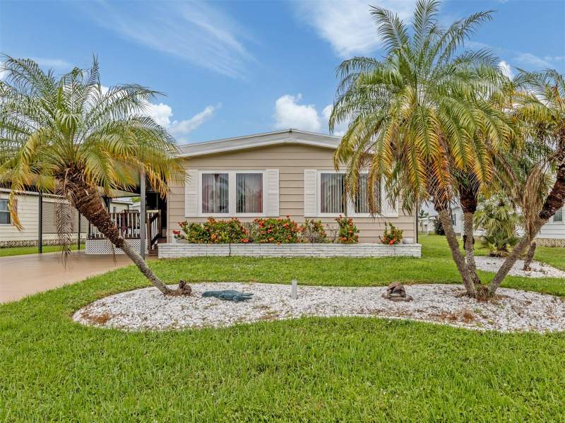 2 bedroom Manufactured Home at 196 Palm Harbor Drive, Harbor Isles II, North Port — photo 2