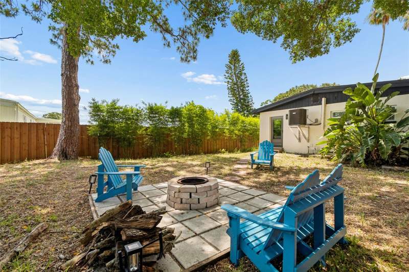 3 bedroom Single Family Residence at 314 Indiana Avenue, Crystal Beach Rev, Crystal Beach — photo 5
