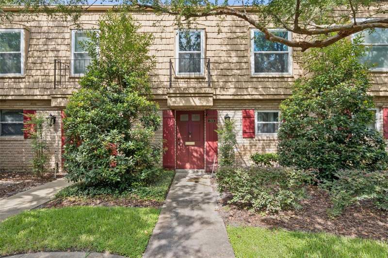 Four SeasonsCondos for Sale in Winter Park, FL