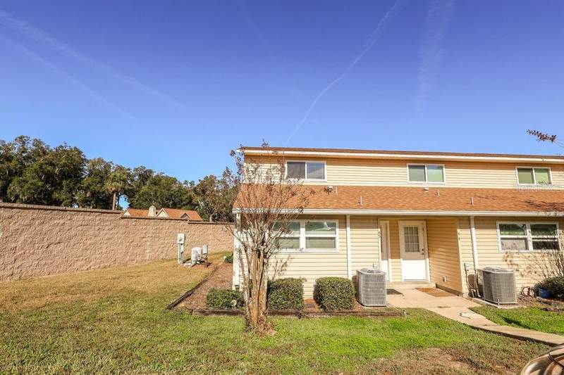 2 bedroom Condominium at 11001 SE Sunset Harbor Road #F45, Loch Harbour, Summerfield — photo 4