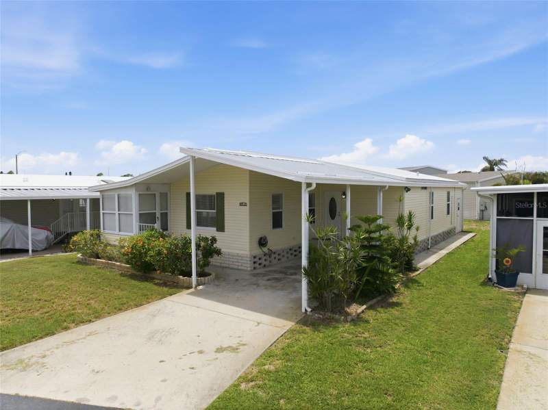 2 bedroom Manufactured Home at 6826 Mount Orange Drive #383, Mobel Americana Mobile Home Park Unrec, St Petersburg — photo 2