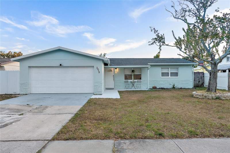 Pine Oak EstatesHomes for Sale in St