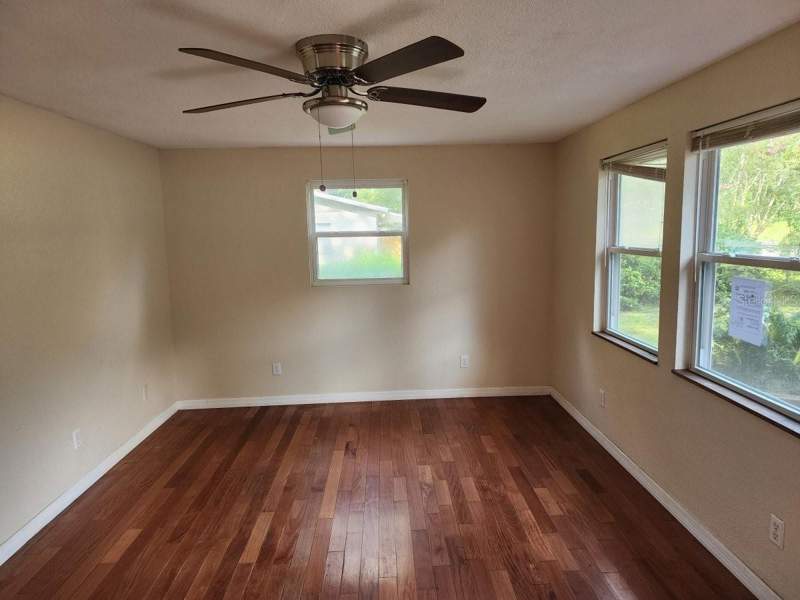 3 bedroom Single Family Residence at 2861 SE 18th Avenue, Kincaid Road Sub Rep, Gainesville — photo 2