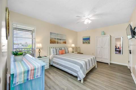 260 Medallion Boulevard #F, Madeira Beach FL - photo 14 of 30