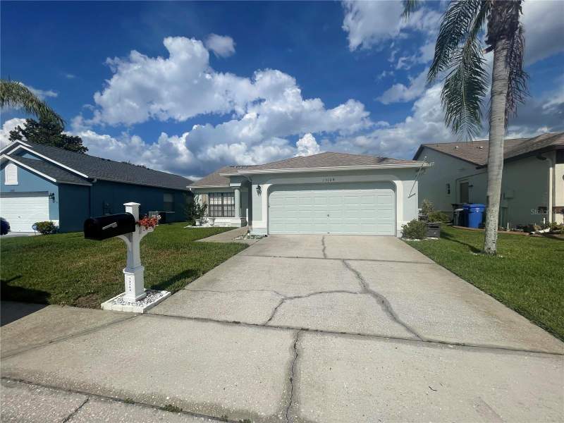 3 bedroom Condominium at 13104 Barth Place #13104, Villas On The Green A Condomin, Riverview — photo 4