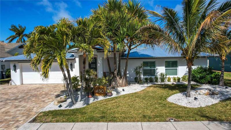 430 PALM ISLAND home for sale in Island Estates Of Clearwater