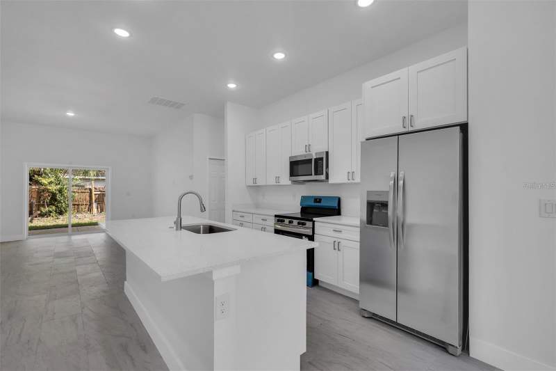 3 bedroom Single Family Residence at 1221 SW 5th Street, Santa Maria Place, Ocala — photo 4