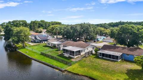 4341 Otter Way, New Port Richey FL - photo 7 of 67