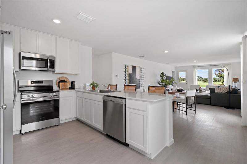 4 bedroom Single Family Residence at 3175 Totem Road, Ranches At McLeod 40GC, Eagle Lake — photo 2