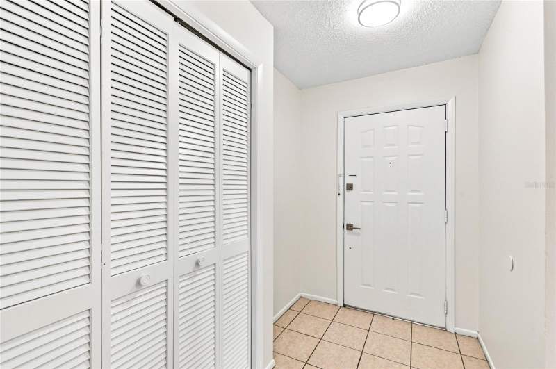 3 bedroom Half Duplex at 5967 Fish Court, Candlewyck Village, Orlando — photo 3