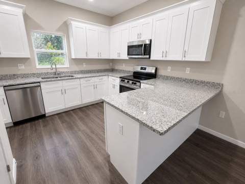 5012 Finders Ct, Tampa FL - photo 6 of 24