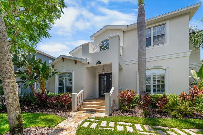 4 bedroom Single Family Residence at 4802 W Beachway Drive, Beach Park, Tampa — photo 3