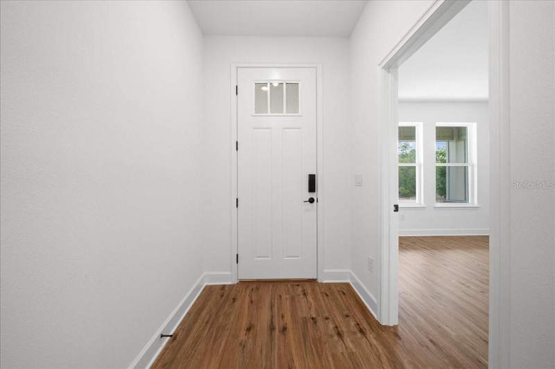 4 bedroom Single Family Residence at 15095 Snowy Owl Avenue, Royal Highlands, Weeki Wachee — photo 5