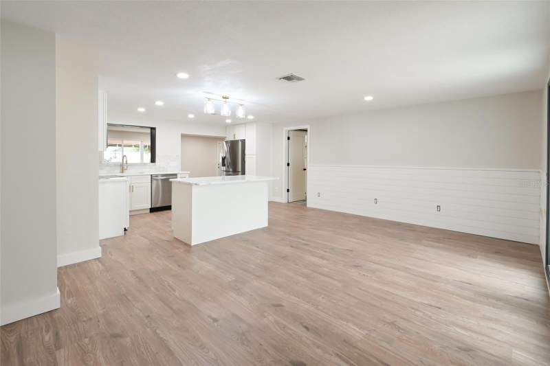 3 bedroom Single Family Residence at 11987 106th Avenue, Orangewood Highlands 1st Add, Seminole — photo 5