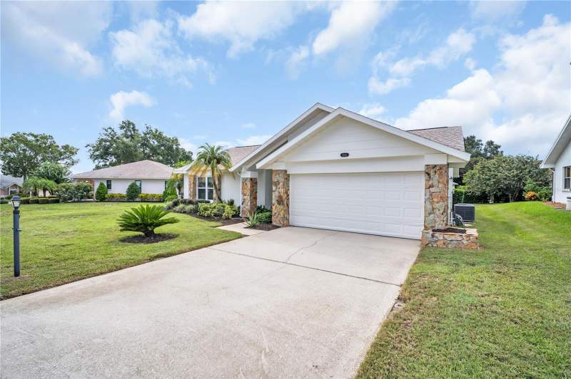 2 bedroom Single Family Residence at 3444 Carmichael Street, Highland Lakes Unit Fifteen Ph 2 Lot 32, Palm Harbor — photo 2