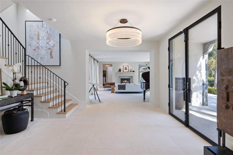 5 bedroom Single Family Residence at 416 Brightwaters Boulevard, Snell Isle Brightwaters Sec 1 Rep, St Petersburg — photo 5