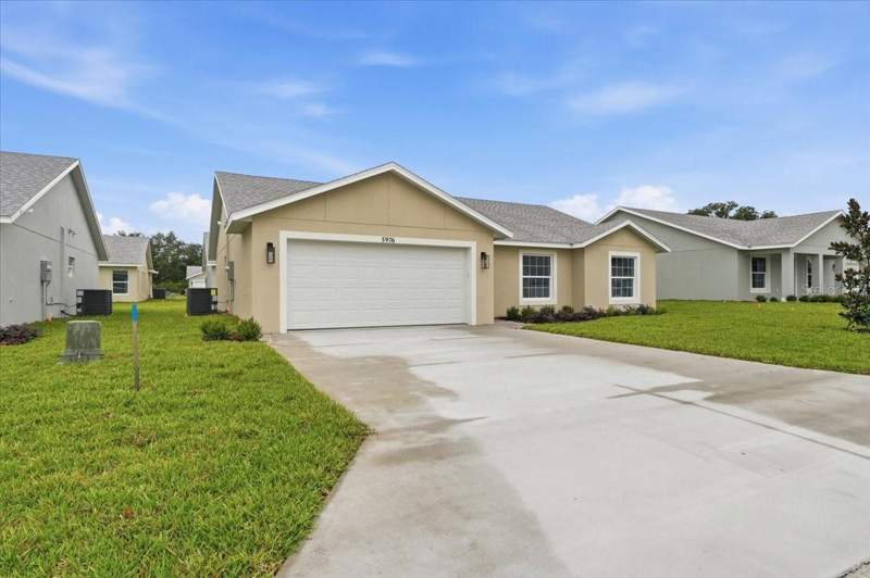 3 bedroom Single Family Residence at 5976 Cormorant Court, Sandpiper Golf & Country Club, Lakeland — photo 2