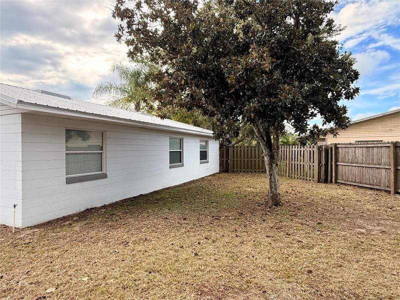 3 bedroom Single Family Residence at 1015 Mockingbird Circle, Garden Grove South Ph 01 & 02, Winter Haven — photo 3