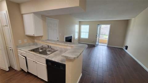 5600 Devonbriar Way #N202, Orlando FL - photo 10 of 43