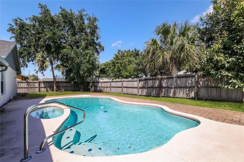 3 bedroom Single Family Residence at 12013 Clove Street, Pepper Mill Sec 01, Orlando — photo 3