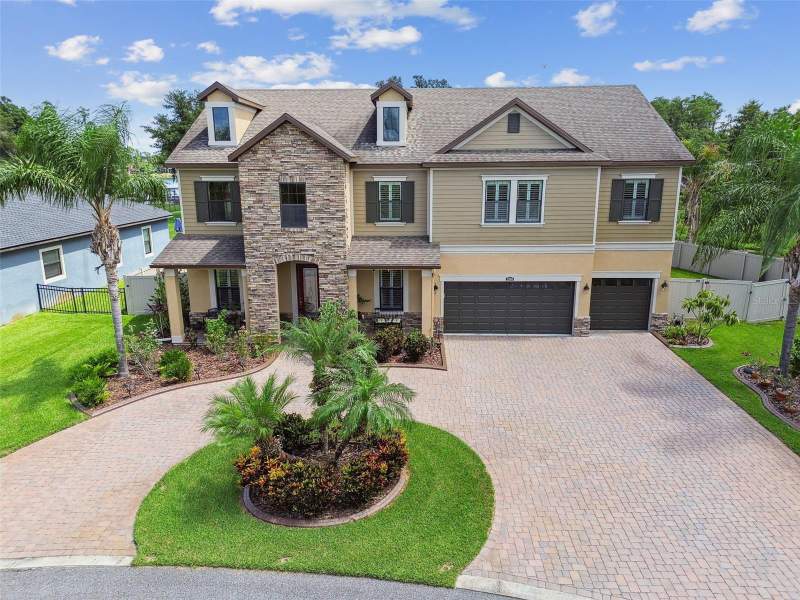 5 bedroom Single Family Residence at 2566 Lake Manor Drive, Manors/Lk Padgett, Land O Lakes — photo 2
