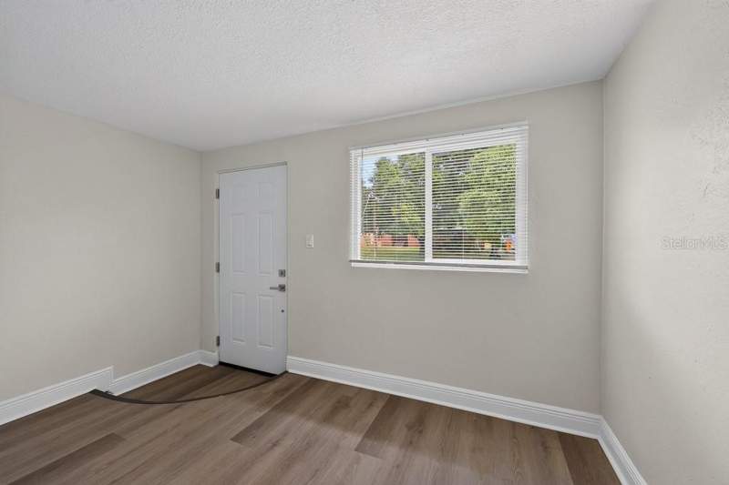 2 bedroom Single Family Residence at 10528 113th Avenue, Orange Lake Village 2, Largo — photo 3
