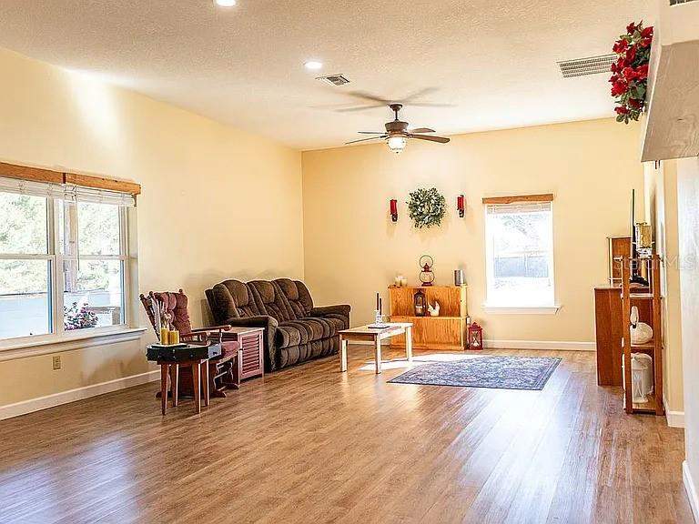 3 bedroom Single Family Residence at 1677 W Highway 316, Citra, Citra — photo 5
